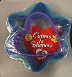 New 3 Piece Set Dessert Cutters & Shapers