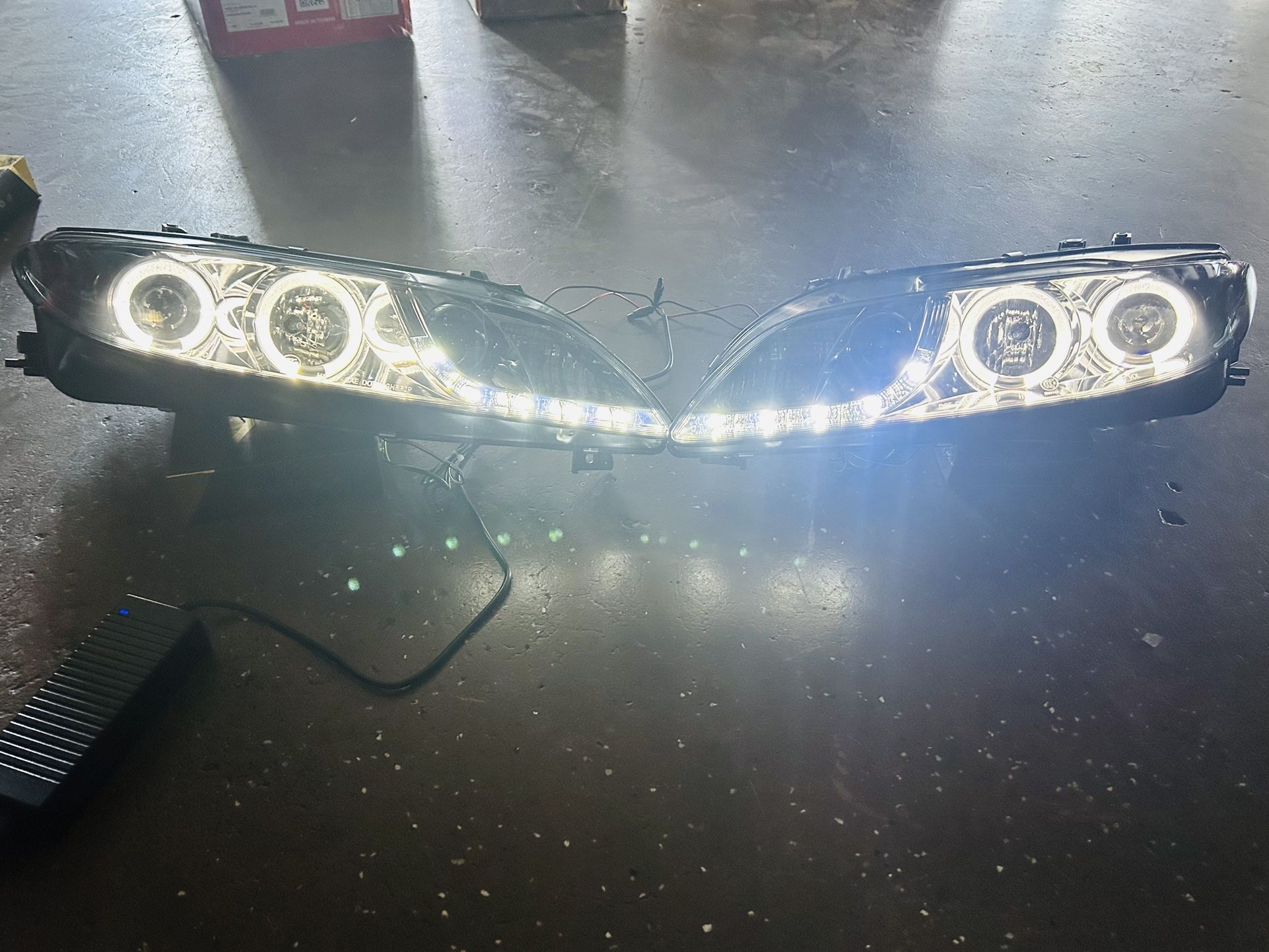 03-06 mazda 6 ((SPYDER))Headlights