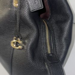 Coach Tri Purse Very Nice 