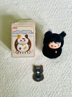 pop mart pucky roly poly kitty vinyl plush figure - black cat