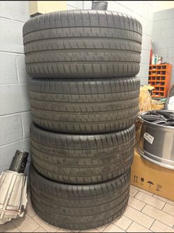 Set of Michelin Pilot sport 4S