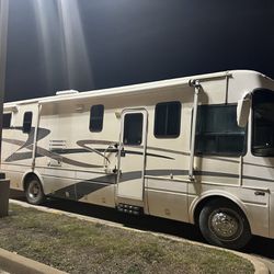 03 38ft Dolphin Motorhome $8500 Or Best Offer