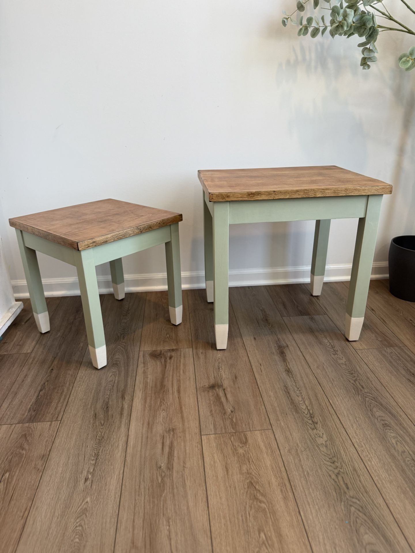 Set Of Tables