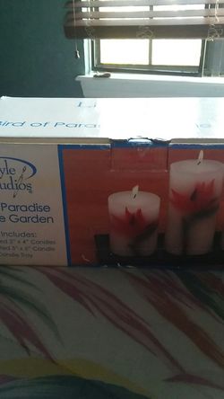 Candle set *never opened*