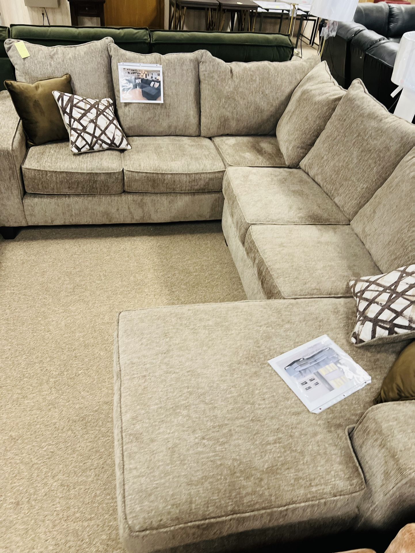 Nice Reversible Chaise sectional!
