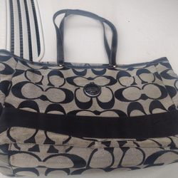 Couch Purses   And  Gucci Purses