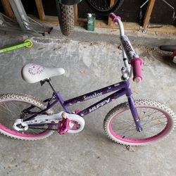 Girls huffy sea star 20 Inch Bike