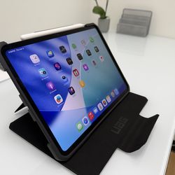 Apple iPad Pro 11” M4 256GB + Apple Pencil Pro + UAG Case