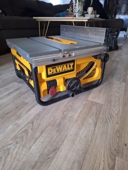 Table Saw 10in