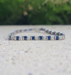 18K Gold Sapphire 0.83 CT Diamond Bracelet (Jewelry Box Included)