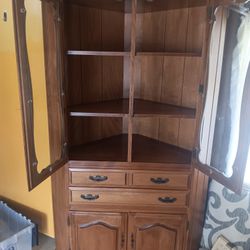 Vintage Solid Wood Corner Hutch / China Cabinet - Excellent Condition
