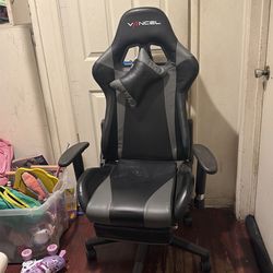 Gaming chair