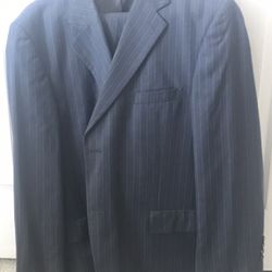 Men’s Suit 