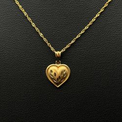 Jewelry 14k solid yellow gold pendant Heart charm 0.4 grams Heart ONLY