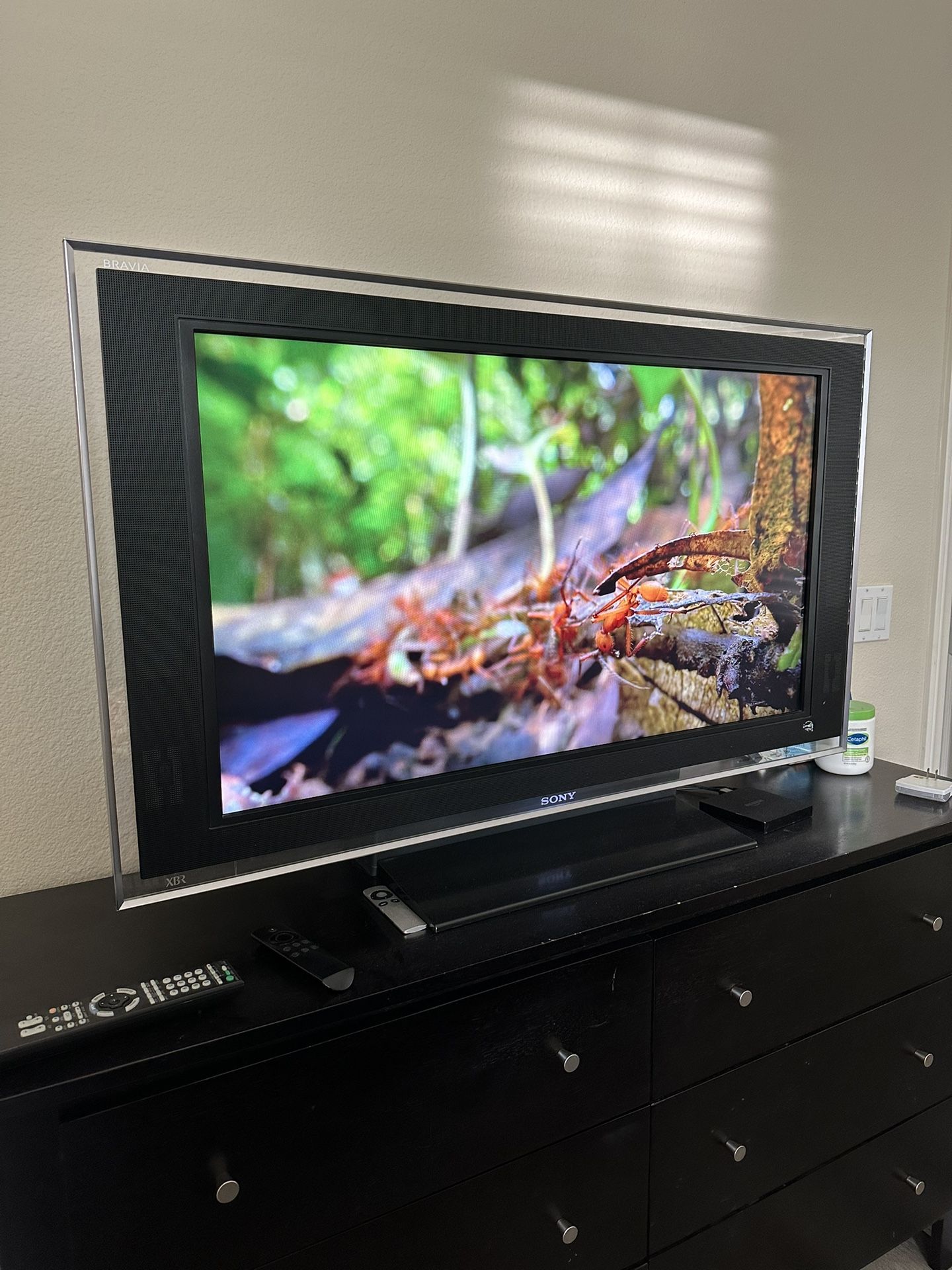 Sony Bravia XBR 40 LCD
