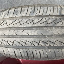 (8/32) GT Radial Champiro UHP A/S (215/55R17 94V) 