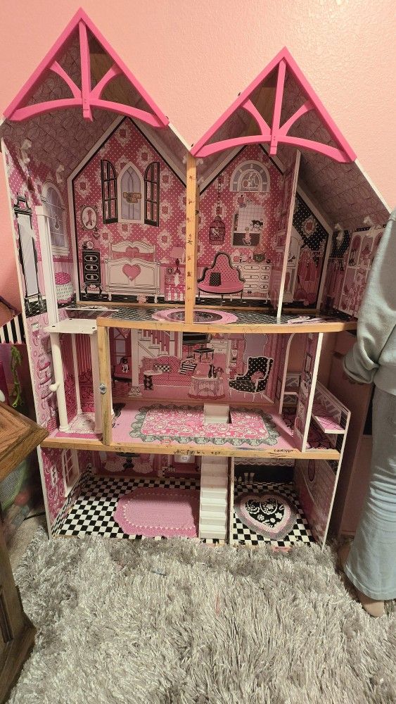 Doll House For Kids On Sale
