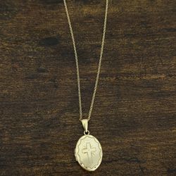 Cross Pendant/Locket Necklace