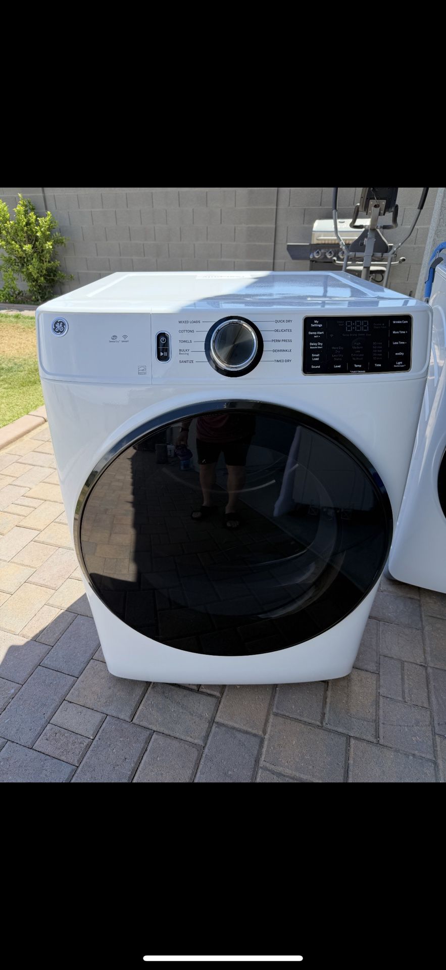 GE Washer dryer set $700