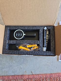 Combination Lock with Hardware Kit