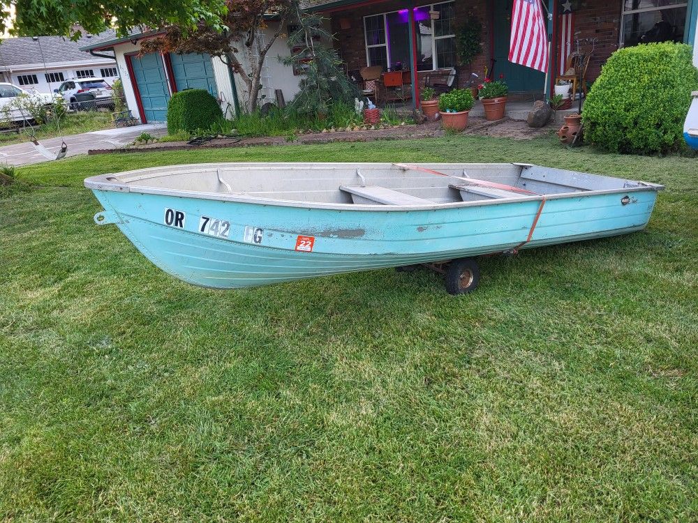 11ft Aluminum Boat