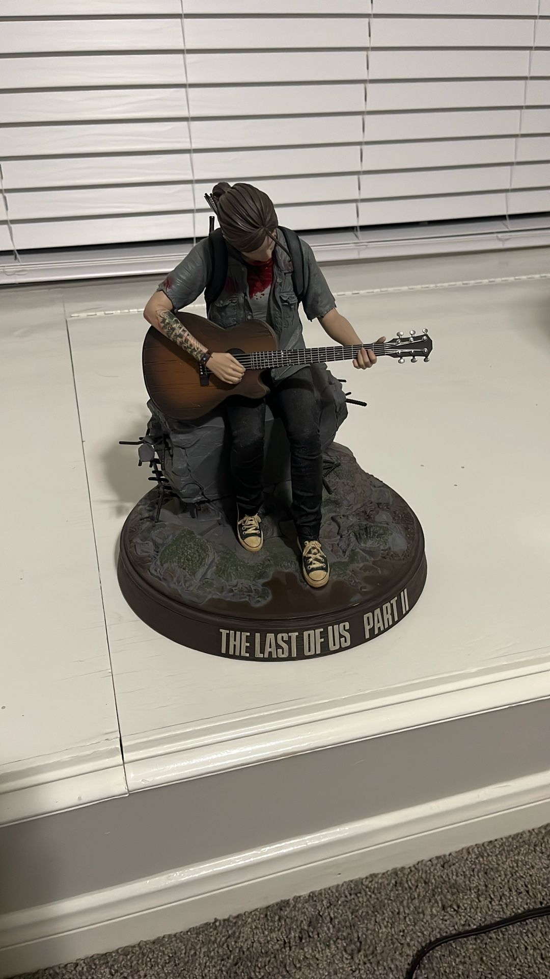 TLOU Ellie Statue