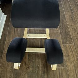 Ergonomic Kneeling Chair