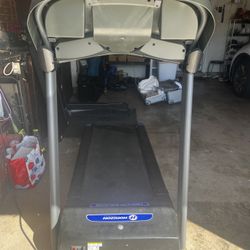 Horizon T101 Treadmill 