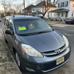 2007 Toyota Sienna 