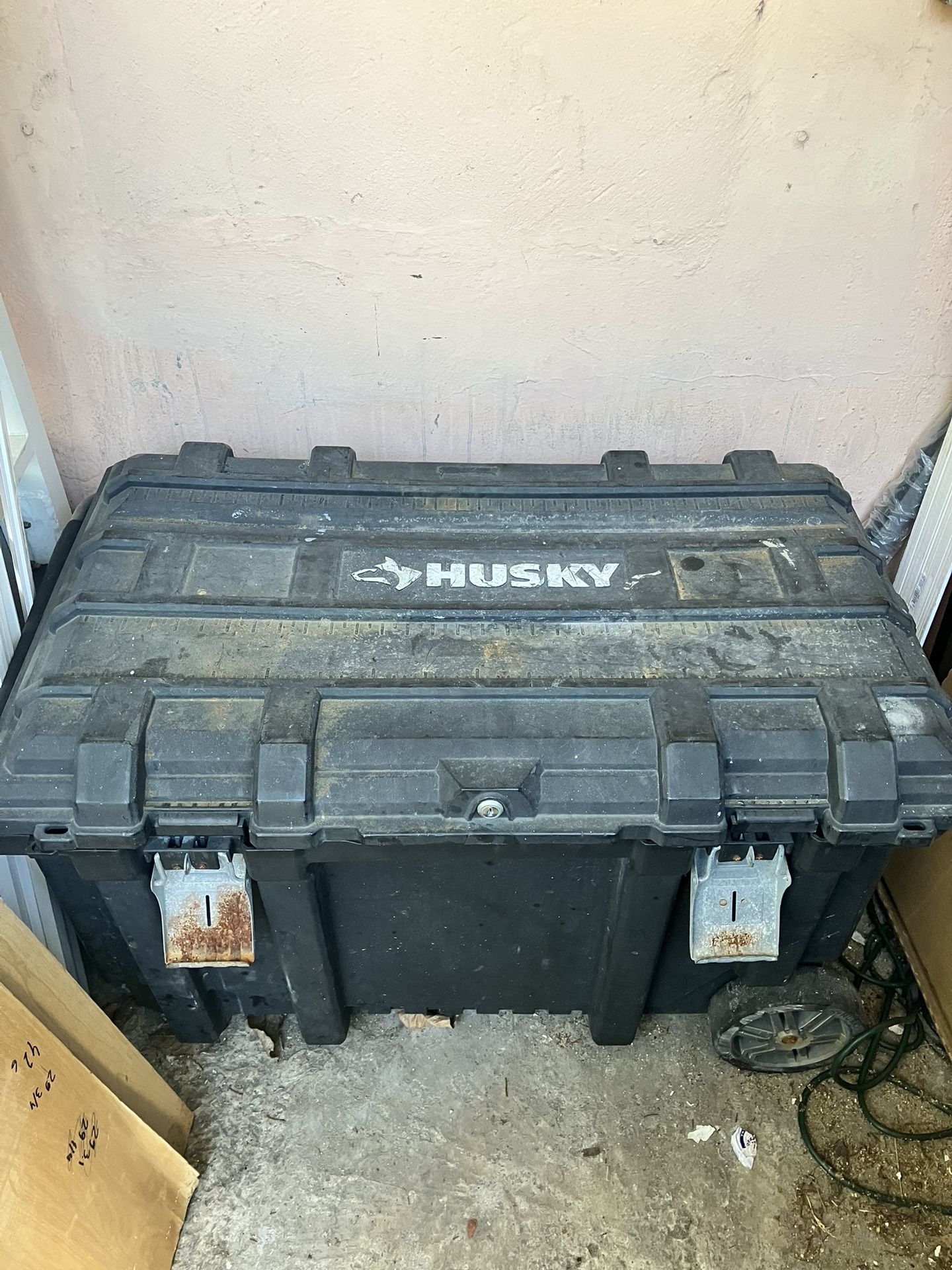 Husky 23 in. Black Heavy Duty Large Rolling Toolbox