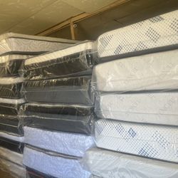King size mattresses for sale $ 170 