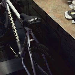 26 In Wheelie Bike