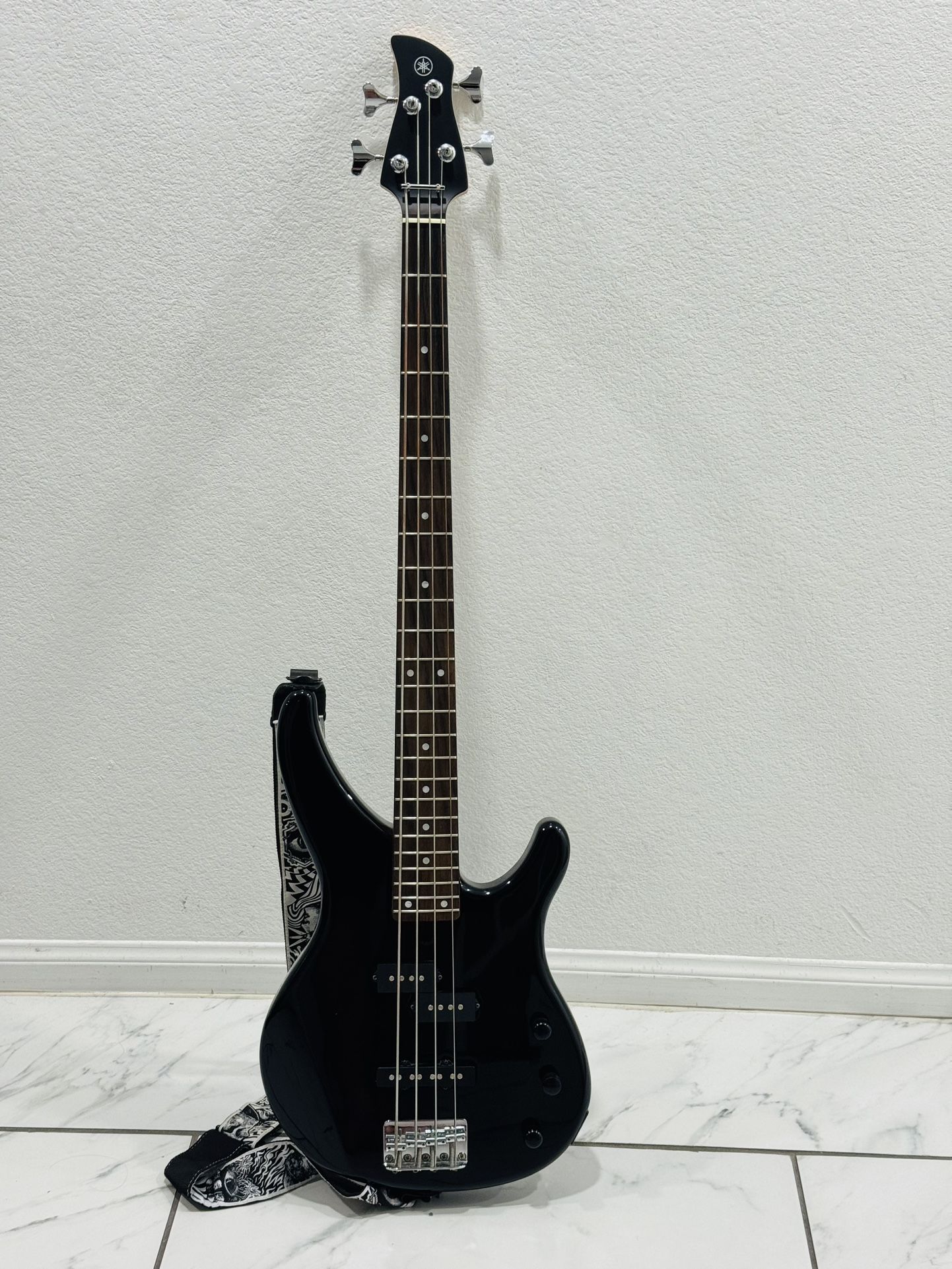 Yamaha TRBX174 4-String Bass Electric Guitar 