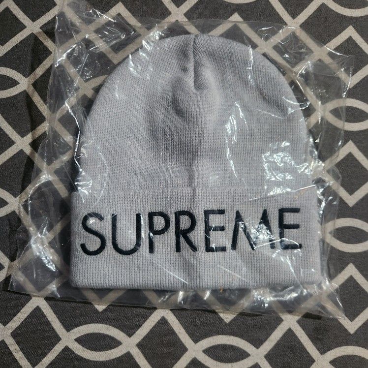 Supreme Gray Beanie