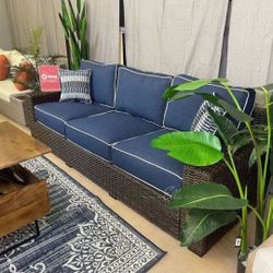 Beachcroft Beige Sofa With Cushion