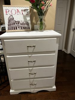 Refinished White Solid Wood 4 Drawer Dresser