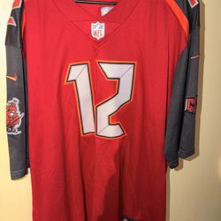 Tom Brady Buccaneers jersey