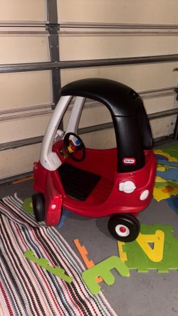 Little Tikes car