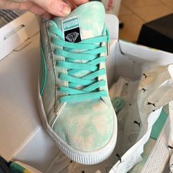 PUMA x DIAMOND  Suede Sneakers 10.5