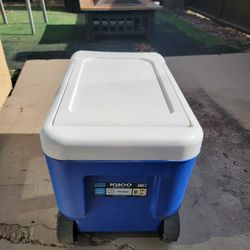 Igloo Wheelie Cool 38qt Rolling Cooler