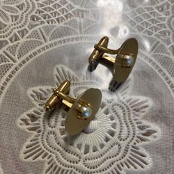 VINTAGE CUFFLINKS