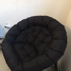 Cushioned Mushroom Chair 