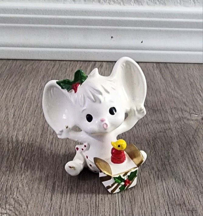 Vintage Napcoware Christmas Mouse Figurine