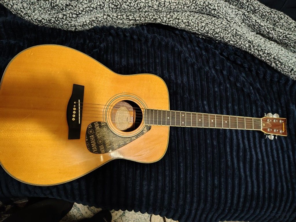 Vintage Yamaha FG-340 Acoustic Guitar