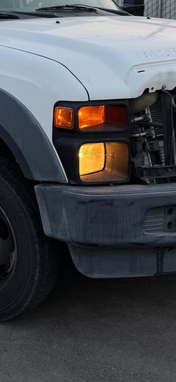 2008 2009 2010 Ford F250 F350 F450 F550 Headlights