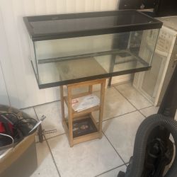 Largue Fish Tank W Covers