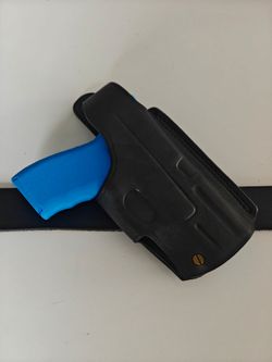 Springfield Hellcat Black Leather 4-Way Holster