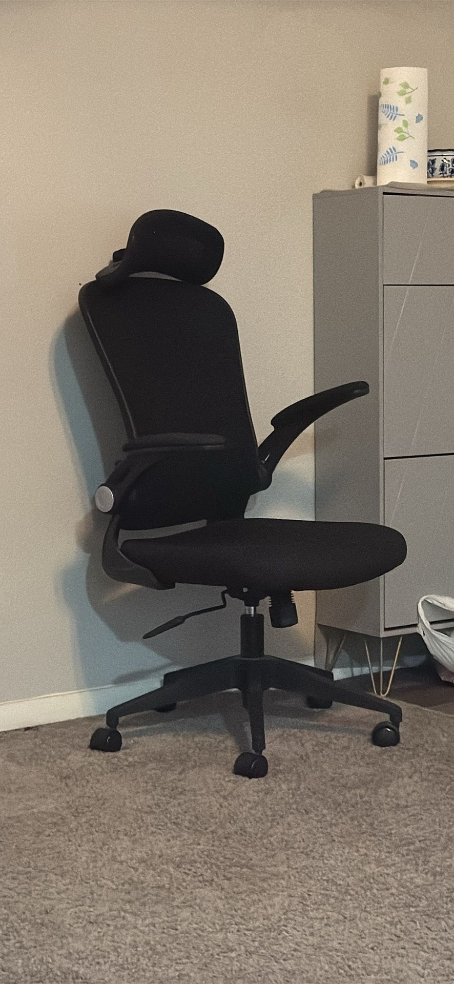 Ergonomic chair