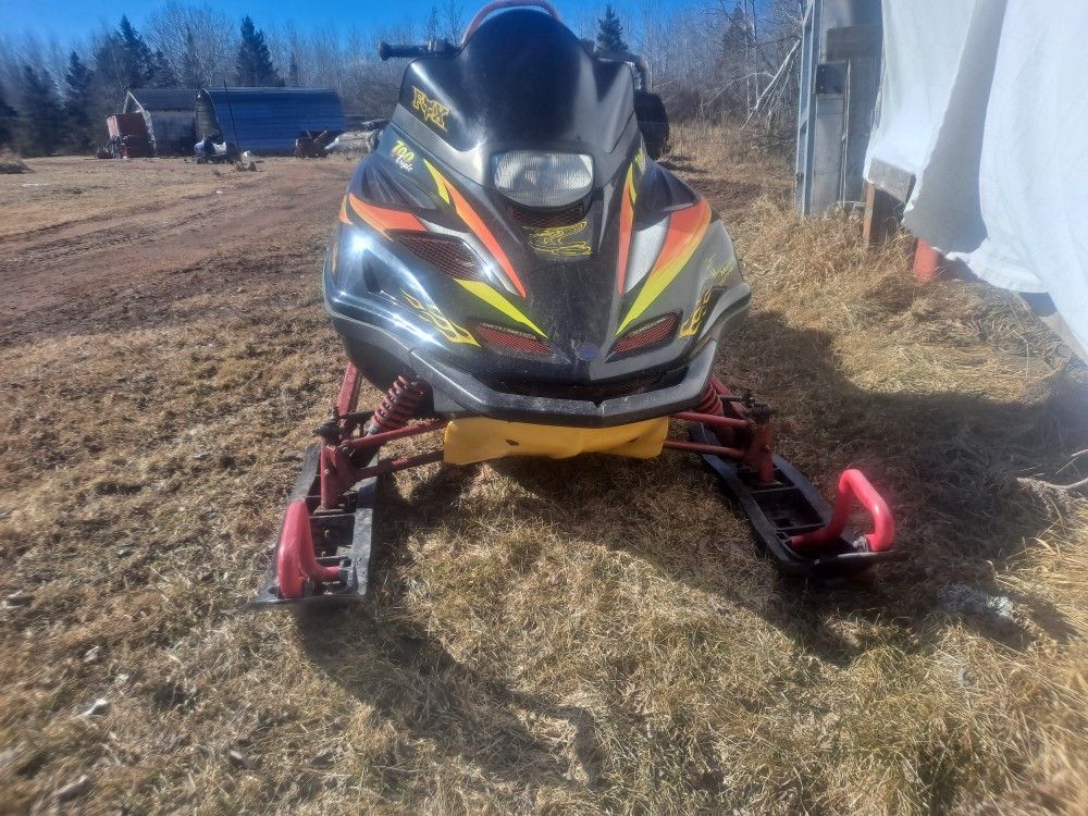 98yamaha Mountain Maxx 700 Triple 