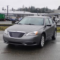 2013 Chrysler 200